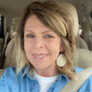 Meet your Posher, Renee